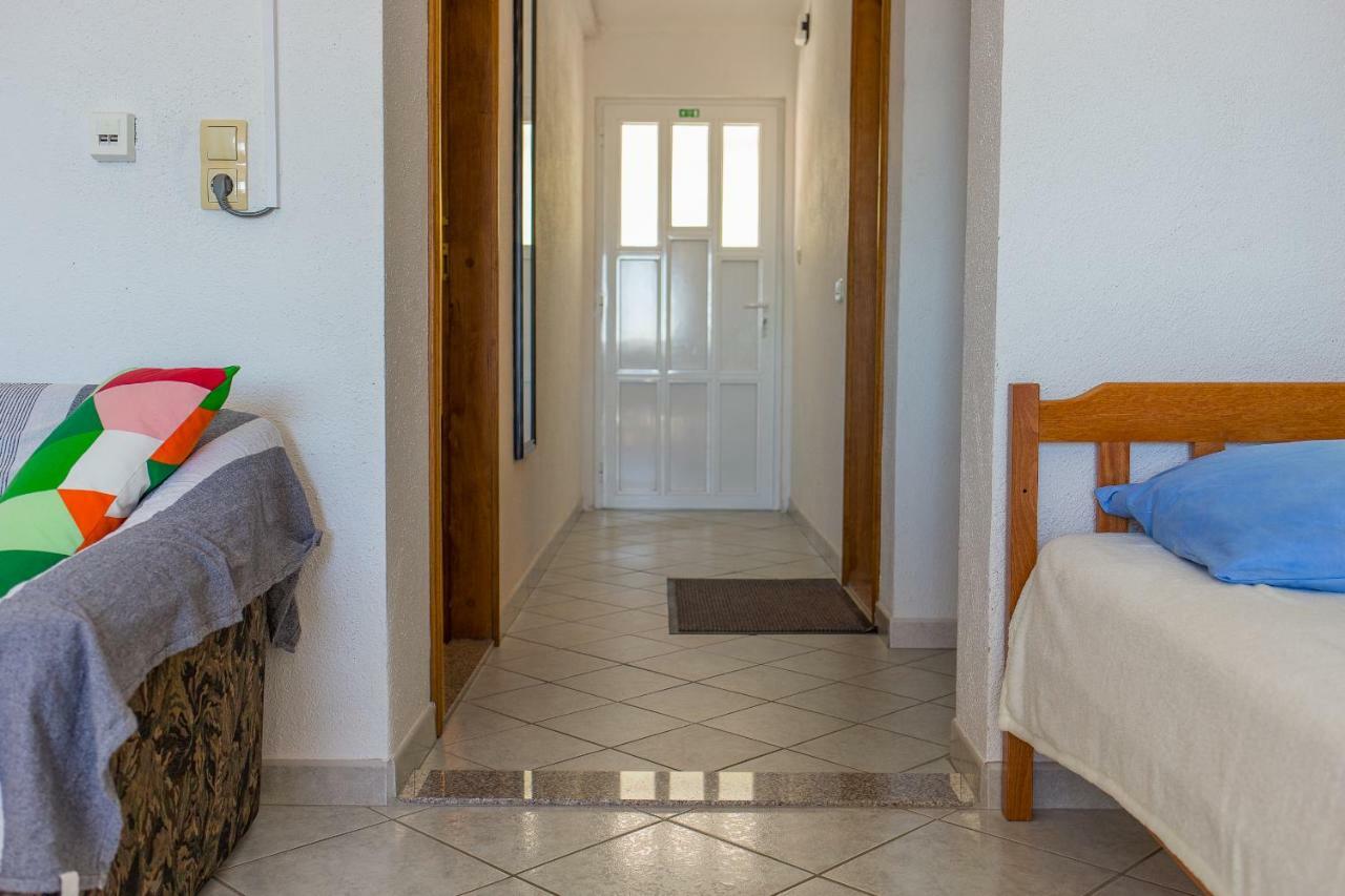 Apartments Rose Trogir Exterior photo